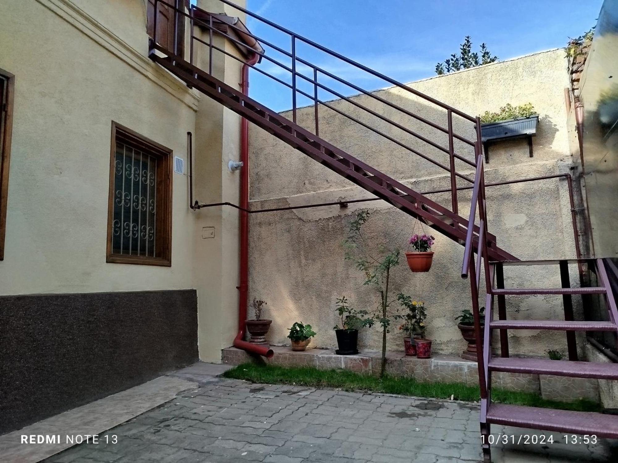 Central Victoriei Guesthouse Bucureşti Exterior foto
