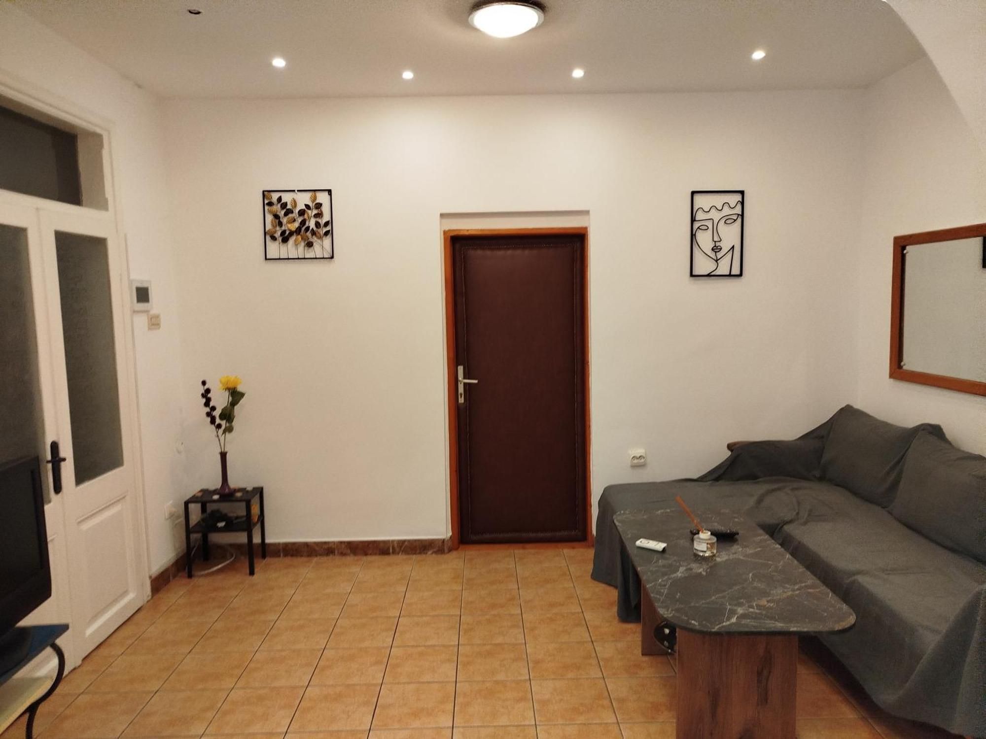 Central Victoriei Guesthouse Bucureşti Exterior foto